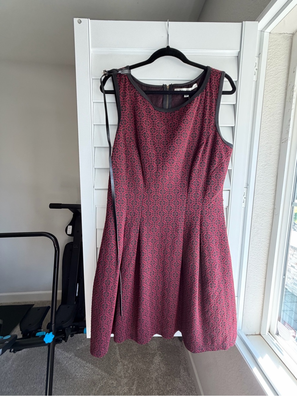 Max Studio Burgundy Floral Jacquard Sleeveless Fit & Flare Dress